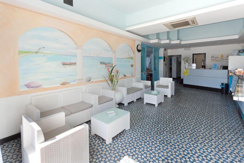 Hotel Petite Fleur Alba Adriatica Exterior photo